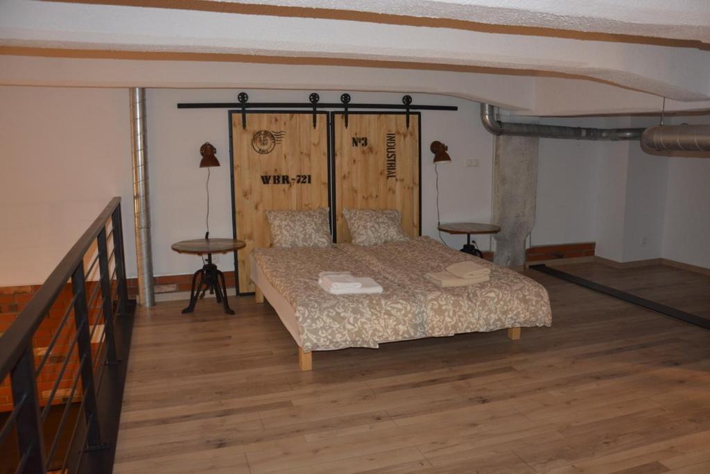 Loftstyle Apartament 2 ซิราร์ดูฟ ภายนอก รูปภาพ